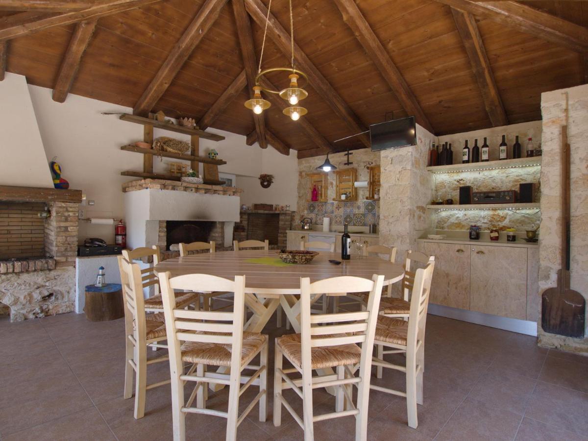 Villa Amvrosia Nr Kalives Crete Arménoi Exteriör bild