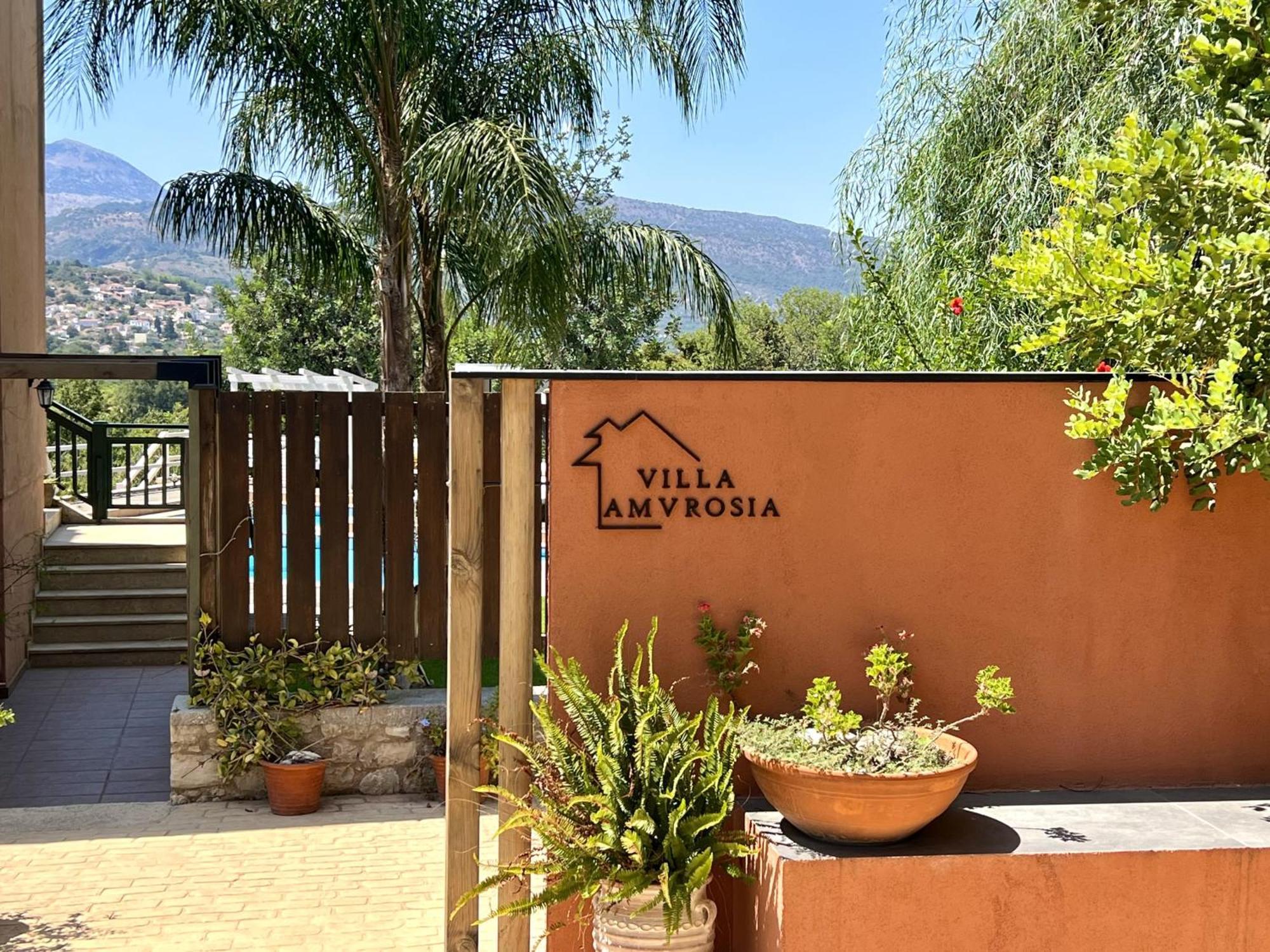 Villa Amvrosia Nr Kalives Crete Arménoi Exteriör bild